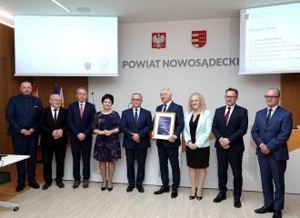 Obrazek: To ostatnia sesja Rady Powiatu Nowosądeckiego tej kadencji